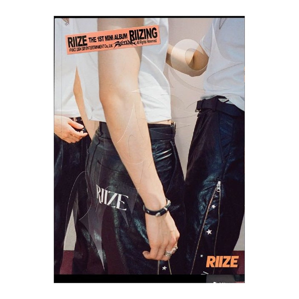 RIIZE - 1ST MINI ALBUM [RIIZING] (PHOTOBOOK ver.) album — BOOM BOOM BASS VER