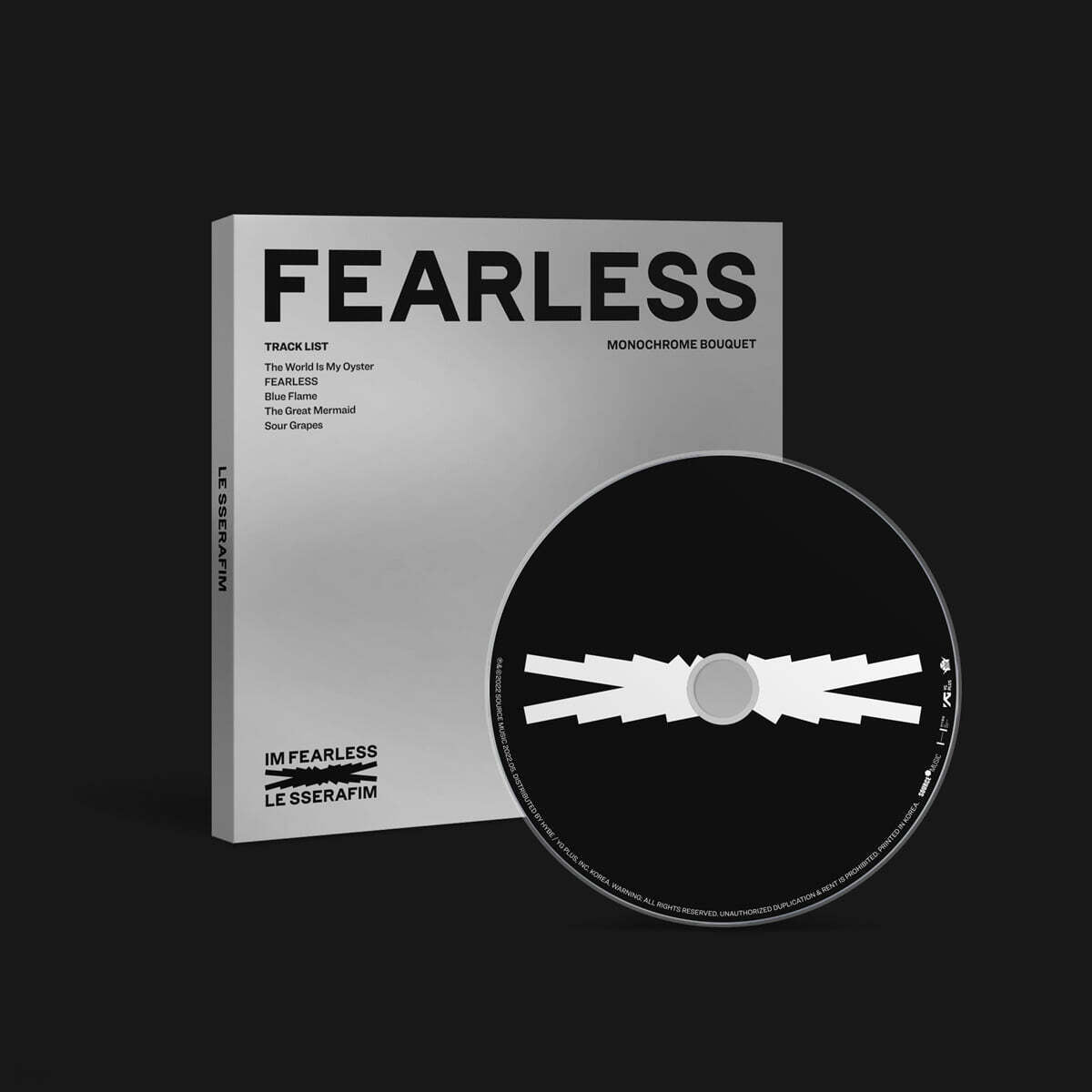 LE SSERAFIM - 1st Mini Album ‘FEARLESS’ [Monochrome Bouquet ver.] album cover